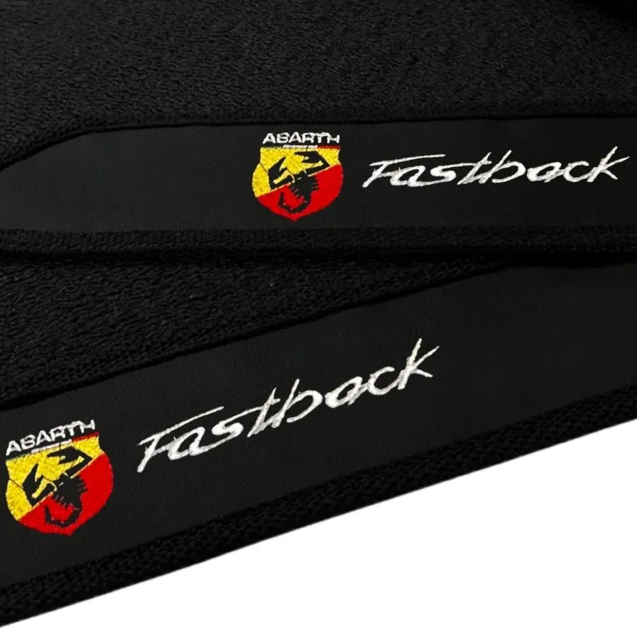 TAPETE BORRACHA PREMIUM FASTBACK ABARTH 2022 A 2025 3 PEÇAS