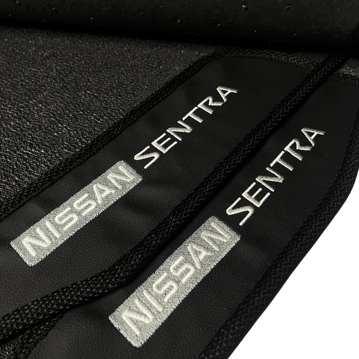 TAPETE BORRACHA PREMIUM SENTRA ADVANCE 2023 A 2025 3 PEÇAS