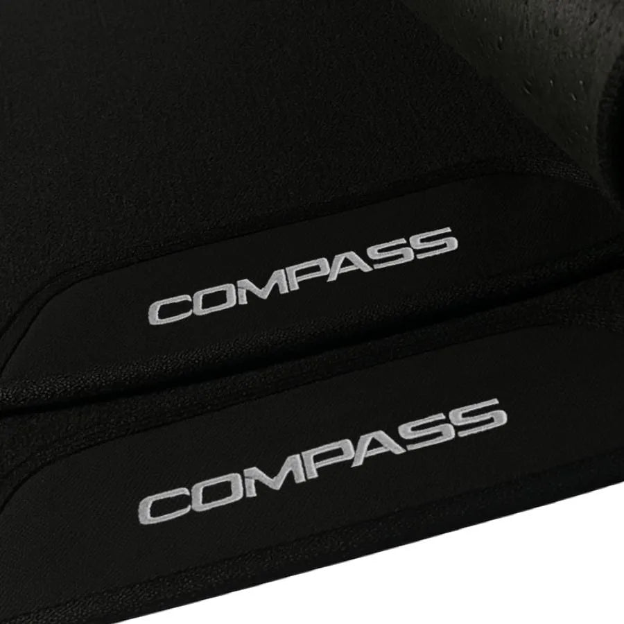 TAPETE BORRACHA PREMIUM COMPASS 2016 A 2024 BORDADO 4 PEÇAS